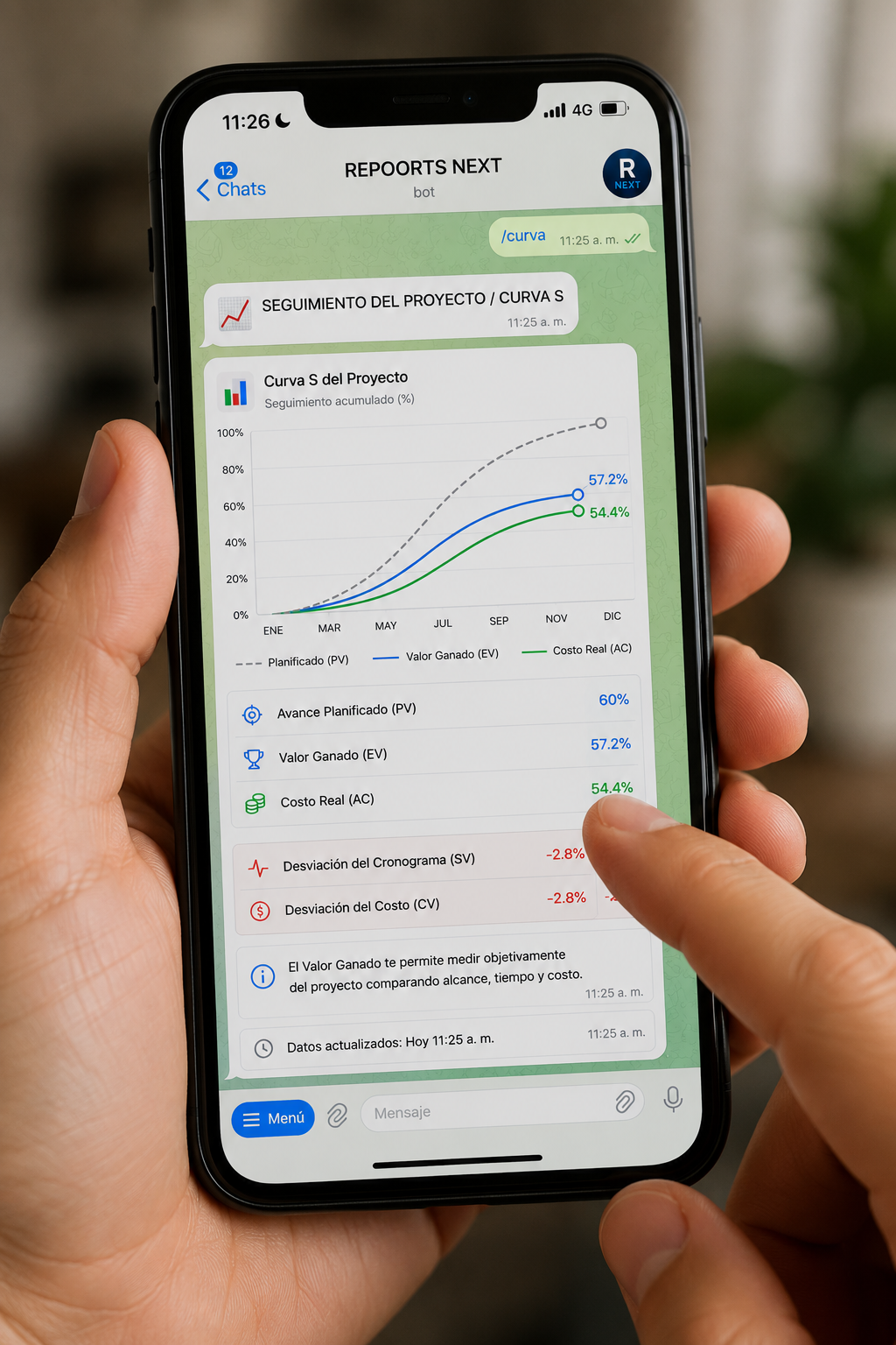 Celular mostrando el bot REPOORTS NEXT con seguimiento del proyecto y Curva S